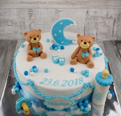 Krstinová torta s mackom