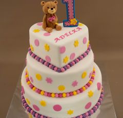 Narodeninová torta s mackom