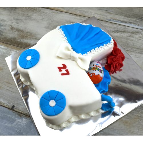 Najnovšie torty » Torta Narodeninová torta kočiar